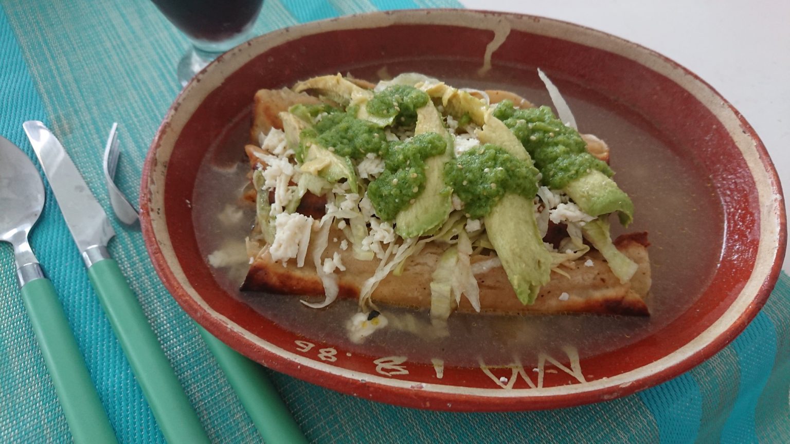 Tacos dorados en vaso y su curioso origen Gordoteca